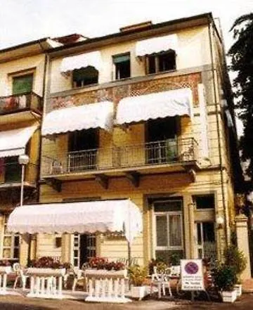**  Hotel Belvedere Viareggio Italia
